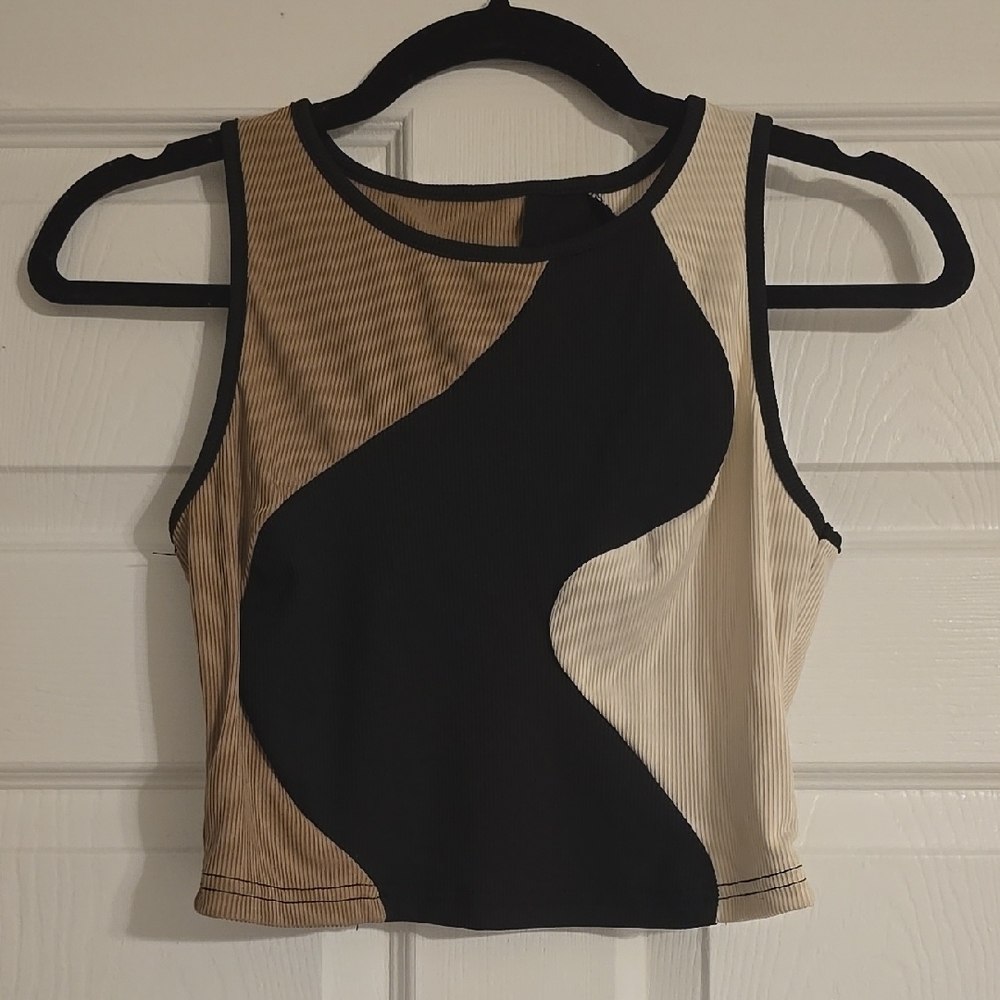 SHEIN Tan and Brown Graphic Crop Tank Top